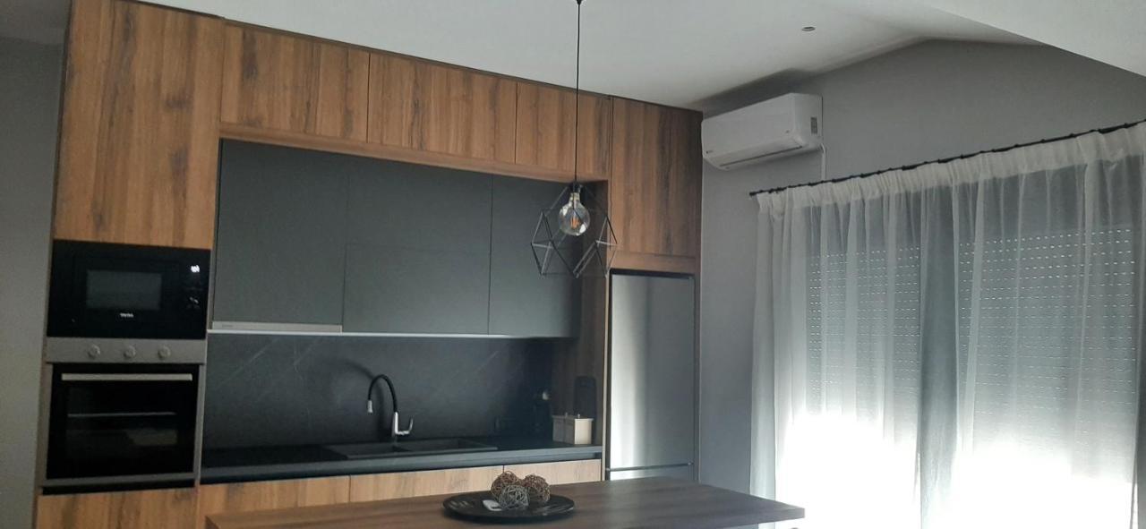 Lovely Guesthouse - 58M2 Mountain View Ioannina Eksteriør billede