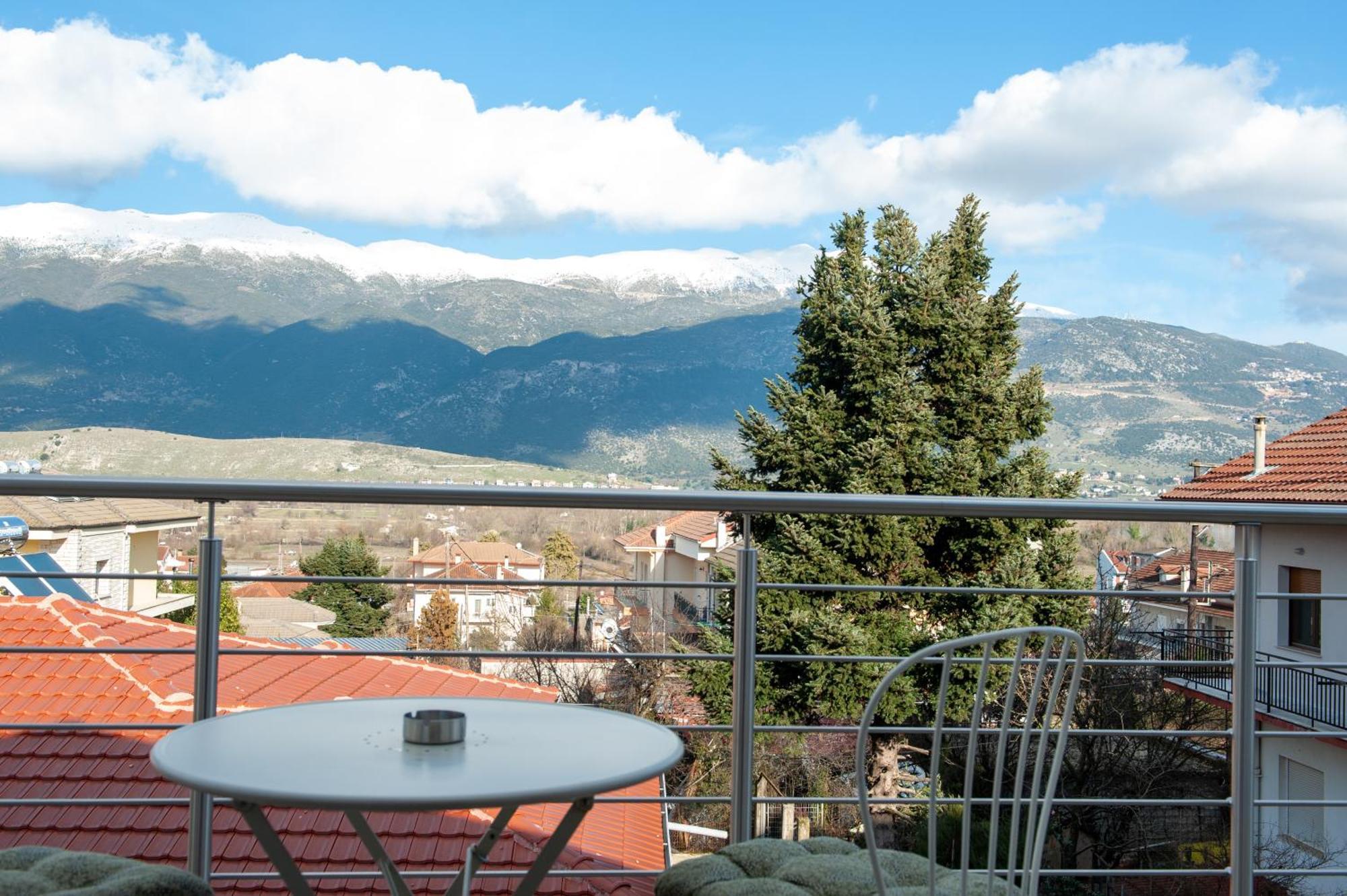 Lovely Guesthouse - 58M2 Mountain View Ioannina Eksteriør billede
