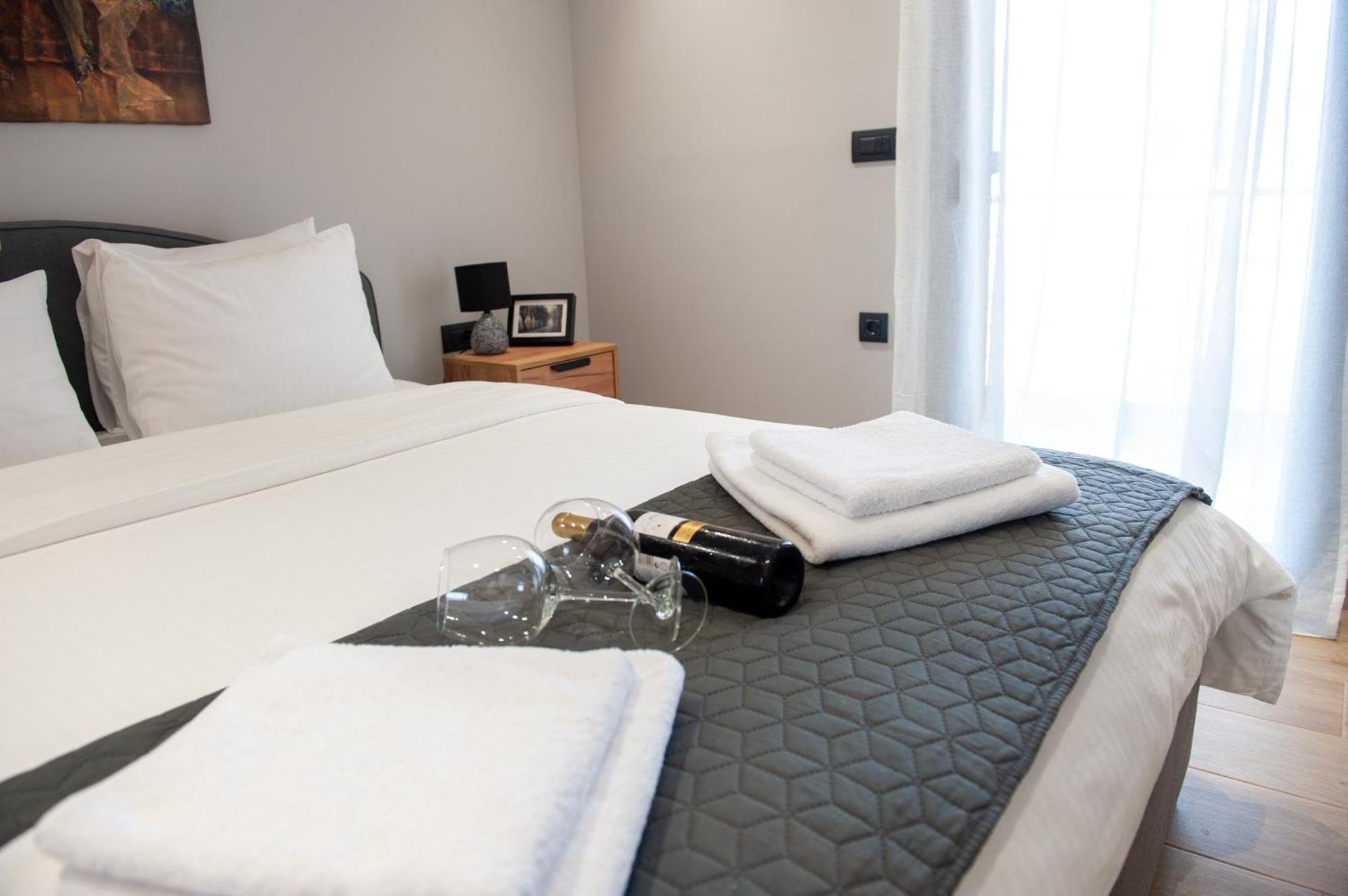 Lovely Guesthouse - 58M2 Mountain View Ioannina Eksteriør billede